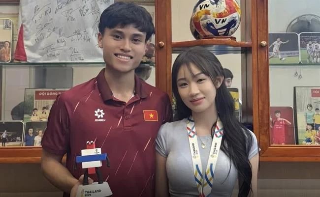 Biểu tượng điện thoại, đại diện cho đường dây nóng hỗ trợ khách hàng của hy88 uy tín